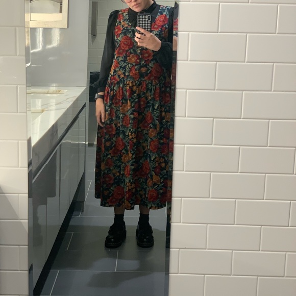 Meet your Posher, Erica - Picture 7 of 8